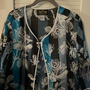 Women’s Bob Mackie Asian inspired button up top